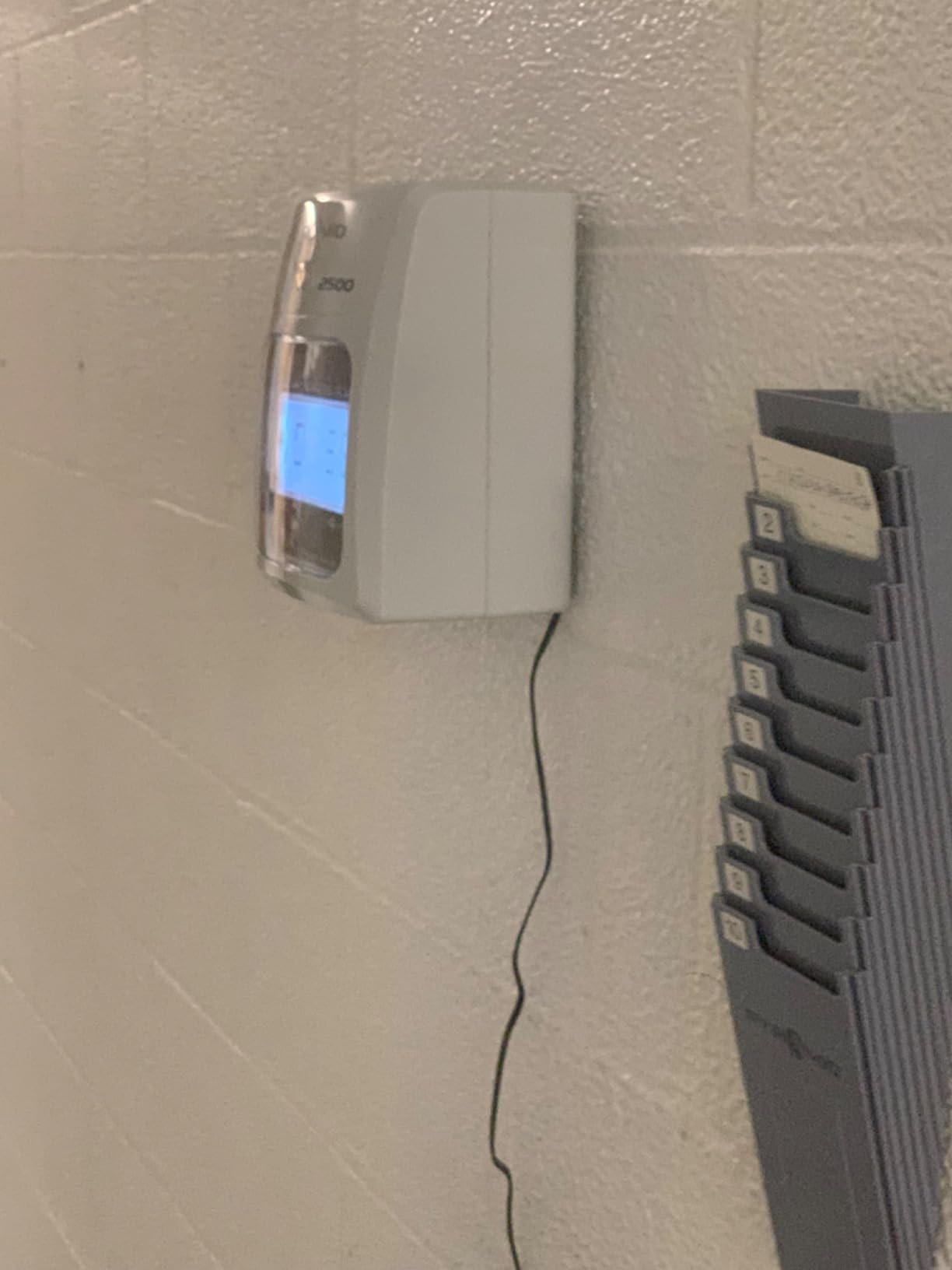 Pyramid Time Systems - 2500 Auto-Aligning Time Clock Bundle [2500K1] | Employee Time Clock, for Small Business, System With 100 Time Cards, 2 Ribbon Cartridges, 10-Slot Rack & Security Keys customer photo 2