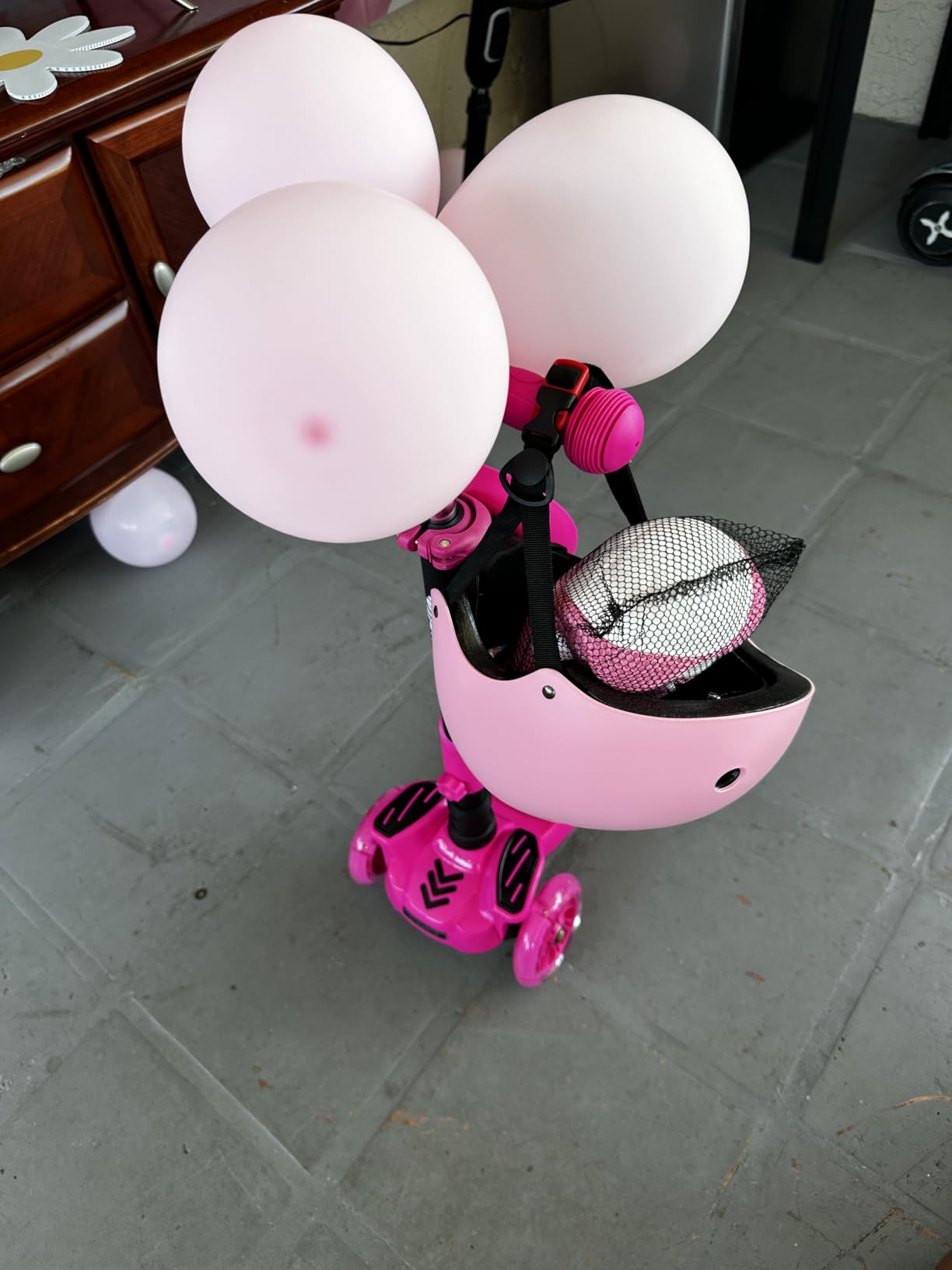 Hurtle 3-Wheeled Scooter for Kids - Wheel LED Lights, Adjustable Lean-to-Steer Handlebar, and Foldable Seat - Sit or Stand Ride with Brake for Boys and Girls Ages 1-14 Years Old customer photo 2