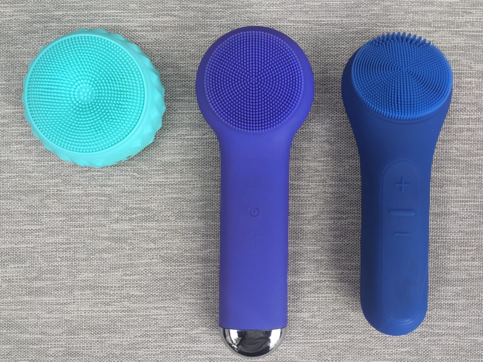 NågraCoola CLIE Facial Cleansing Brush, Waterproof and Rechargeable Face Scrub Brush for Men & Women, Cleansing, Exfoliating and Massaging, Electric Face Scrubber - Blue customer photo 2