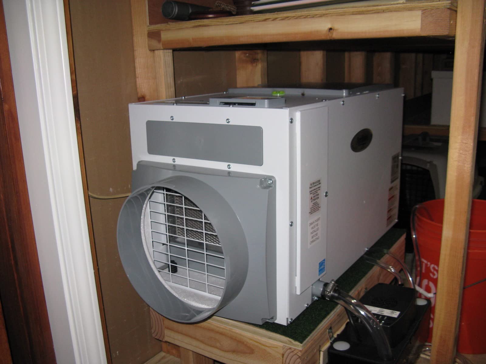 AprilAire E100 Pro 100-Pint Whole-House Dehumidifier, Energy Star Certified, Commercial-Grade Whole-Home Dehumidifier for Basement, Crawlspace, or Whole House up to 5,500 sq. ft. customer photo 1