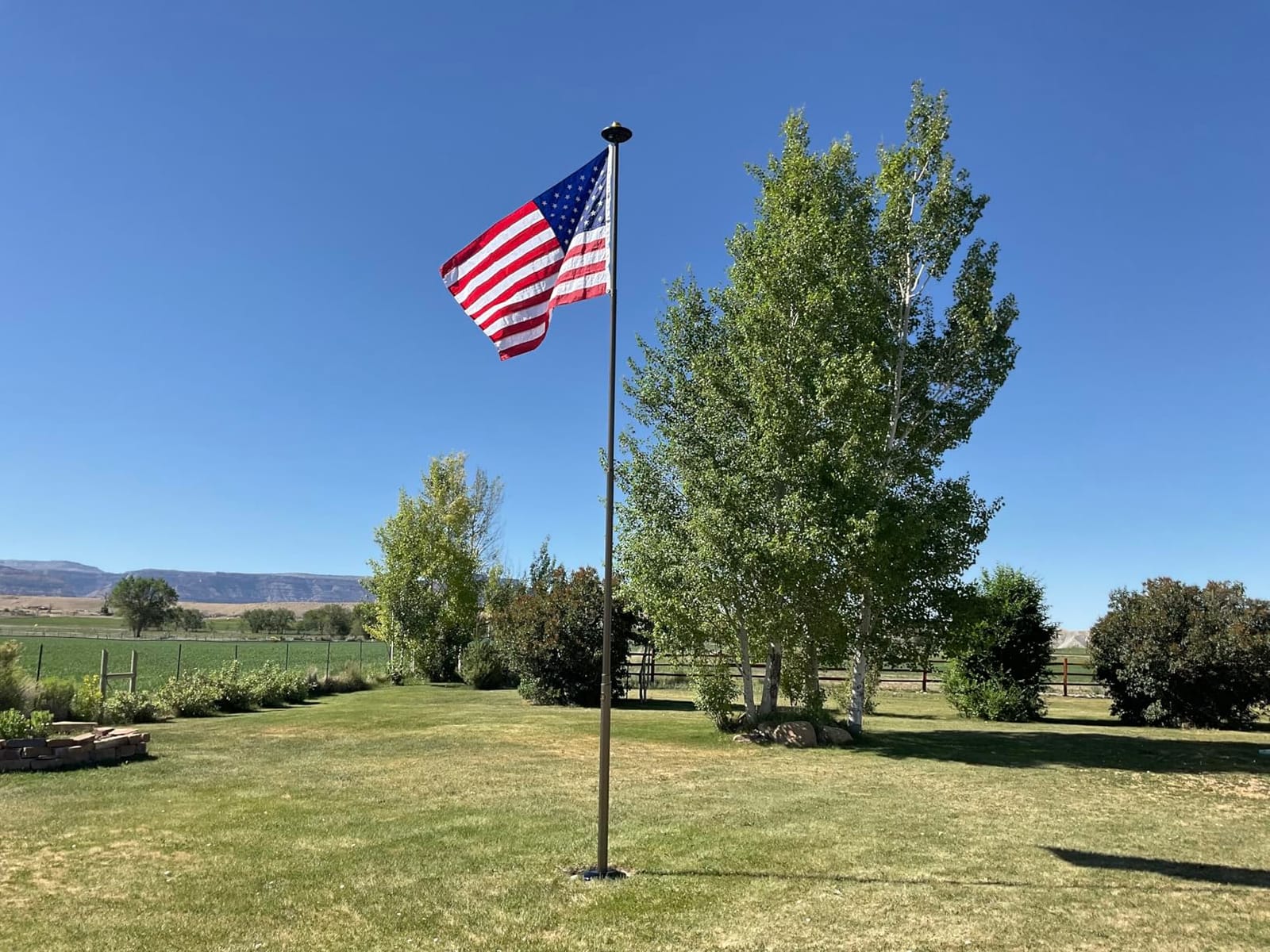 Heavy Duty Telescoping Flagpole Kit (25 Foot, Silver) customer photo 2