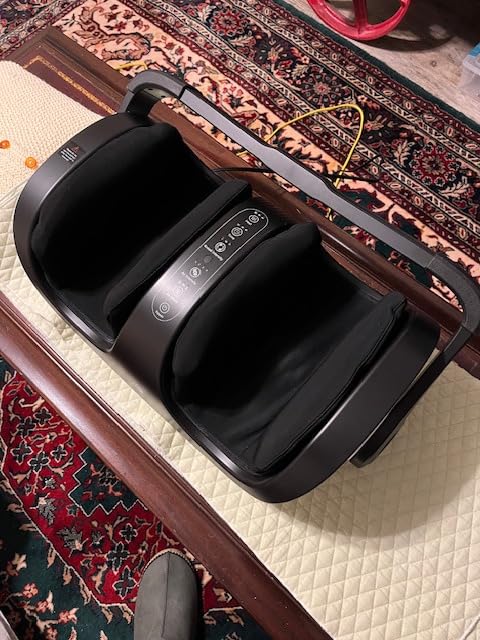 RENPHO 4-in-1 Customizable Electric Shiatsu Foot & Calf Massager with Heat customer photo 2