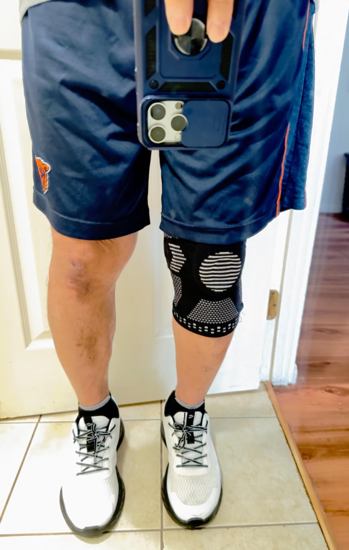 NEENCA Professional Knee Brace, Medical Knee Support for Women & Men Relief | Patented Patella Gel Pad & Side Stabilizers, Compression Sleeve for Knee Pain, Swelling, ACL, PCL, Arthritis, Sports, Workout customer photo 2