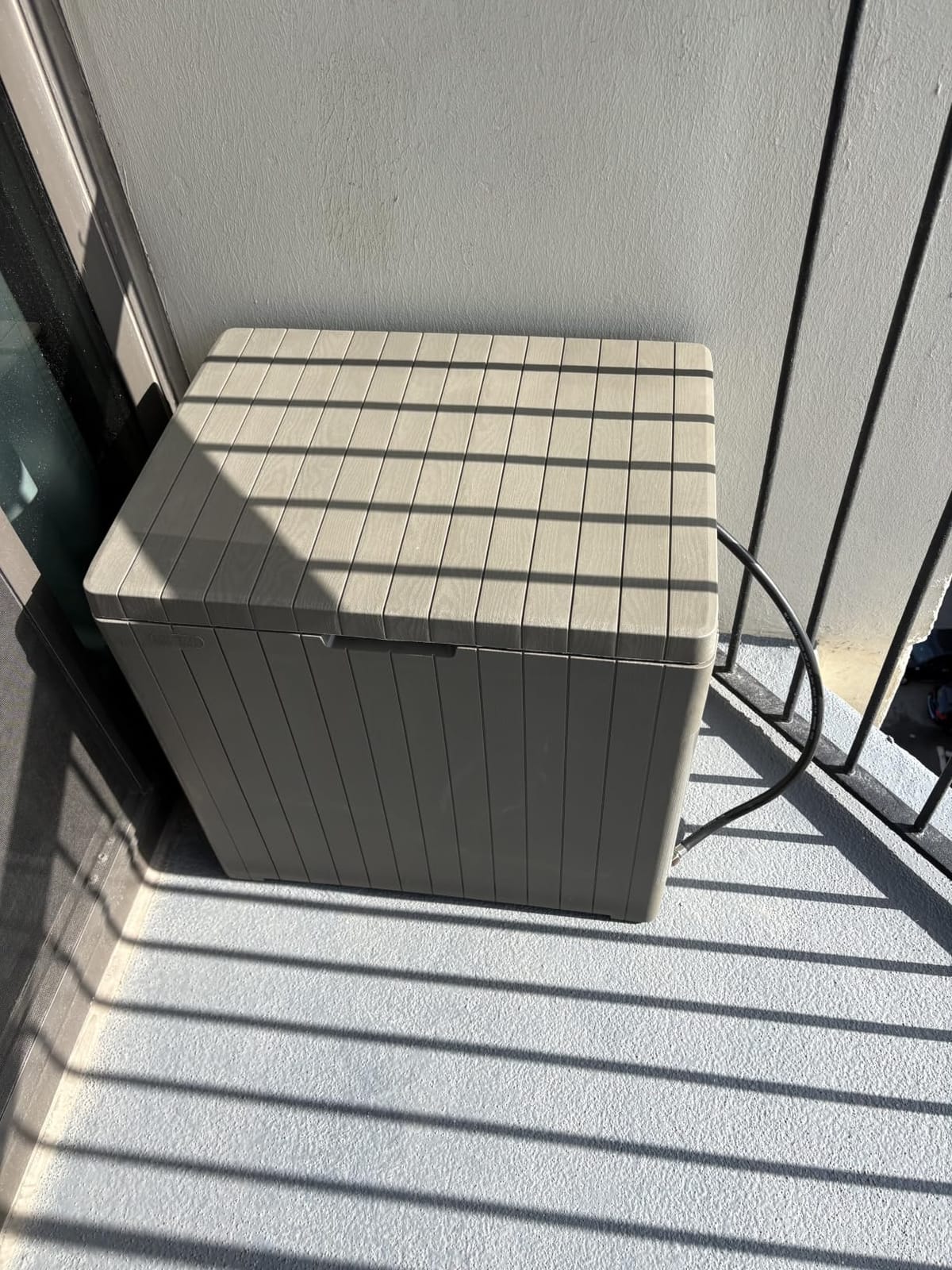 Keter City 30 Gal Outdoor Storage Box and Patio Side Table | Grey, Resin, Compact, Weatherproof, Lockable, Easy Assembly, Organization, Pool Accessories Storage customer photo 1