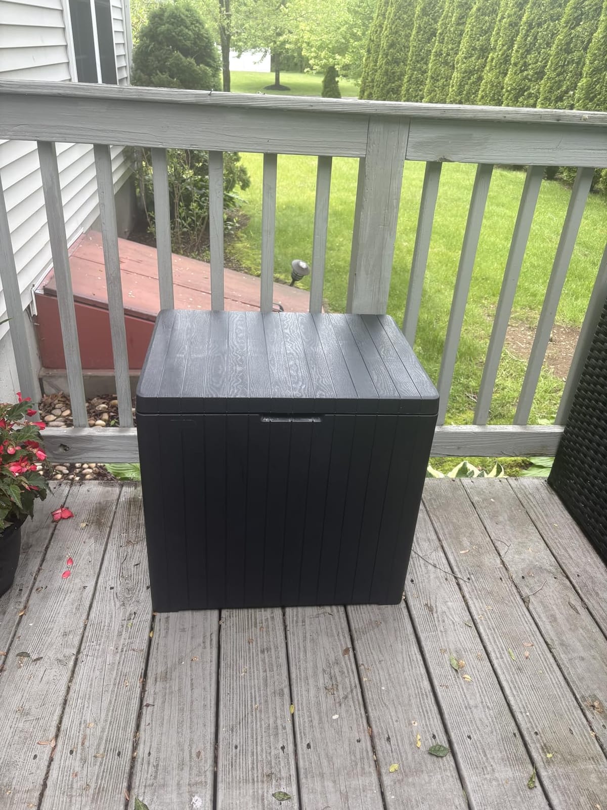 Keter City 30 Gal Outdoor Storage Box and Patio Side Table | Grey, Resin, Compact, Weatherproof, Lockable, Easy Assembly, Organization, Pool Accessories Storage customer photo 2