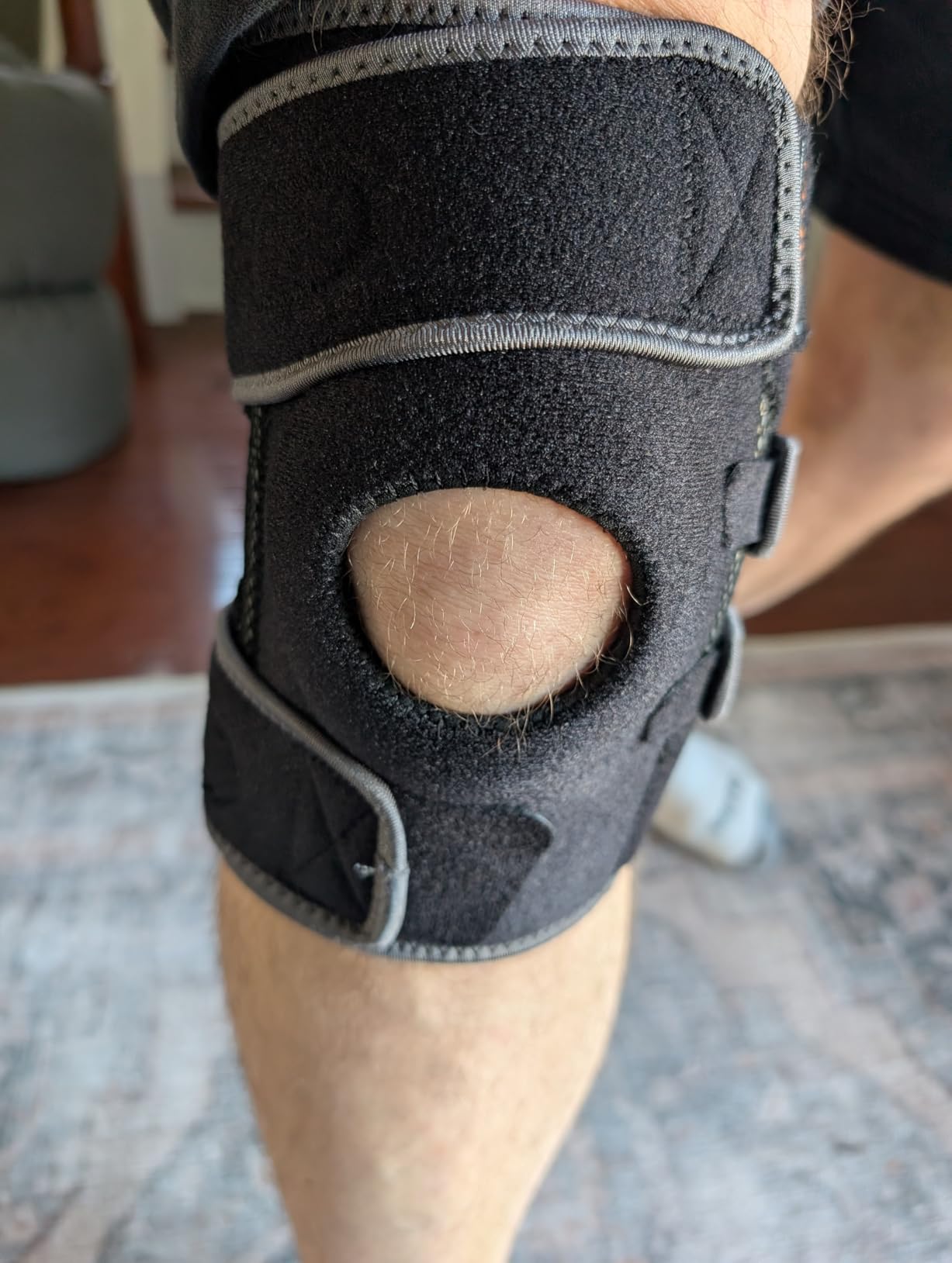 DR. BRACE ELITE Knee Brace with Side Stabilizers & Patella Gel Pads for Maximum Knee Pain Support and fast recovery for men and women (Mercury, Large) customer photo 2