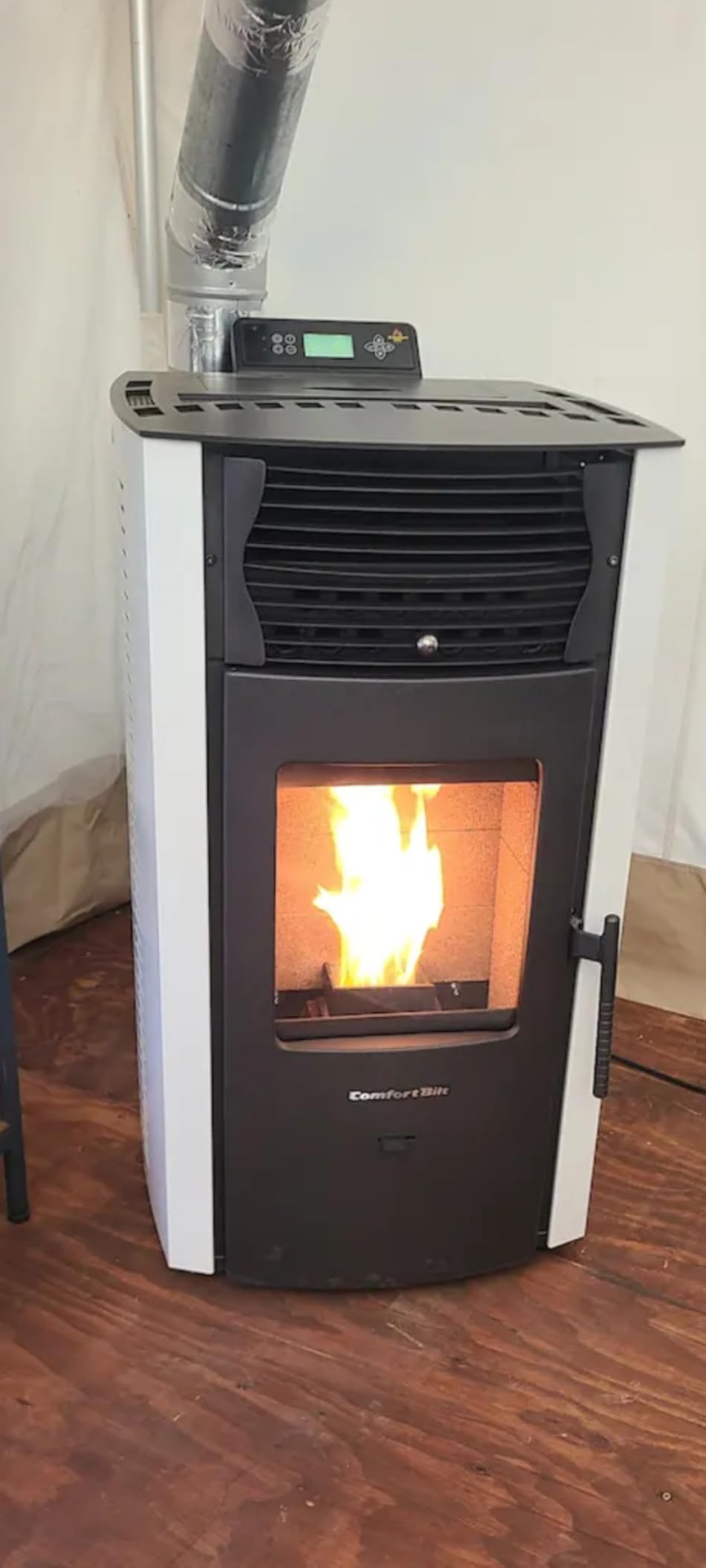 ComfortBilt HP50S Pellet Stove, 2,200 sq. ft., 47 lb. Hopper, Arctic White customer photo 2