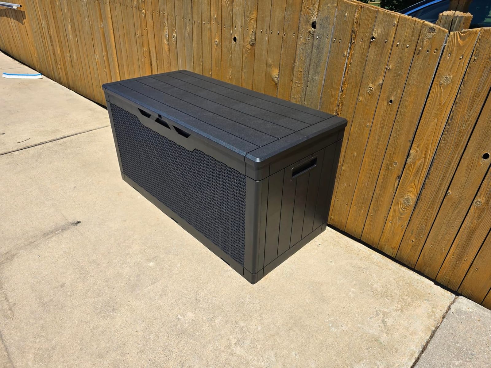 Devoko 100 Gallon Waterproof Resin Deck Box, Large Outdoor Storage Box | Indoor Outdoor Lockable Storage Container for Patio Furniture Cushions, Garden Tools & Pool Supplies customer photo 2