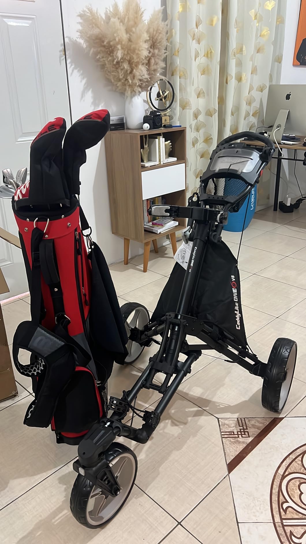 Caddytek CaddyLite ONE-Swivel V8 Golf Push Cart - Lightweight 3 Wheel Foldable Cart customer photo 1