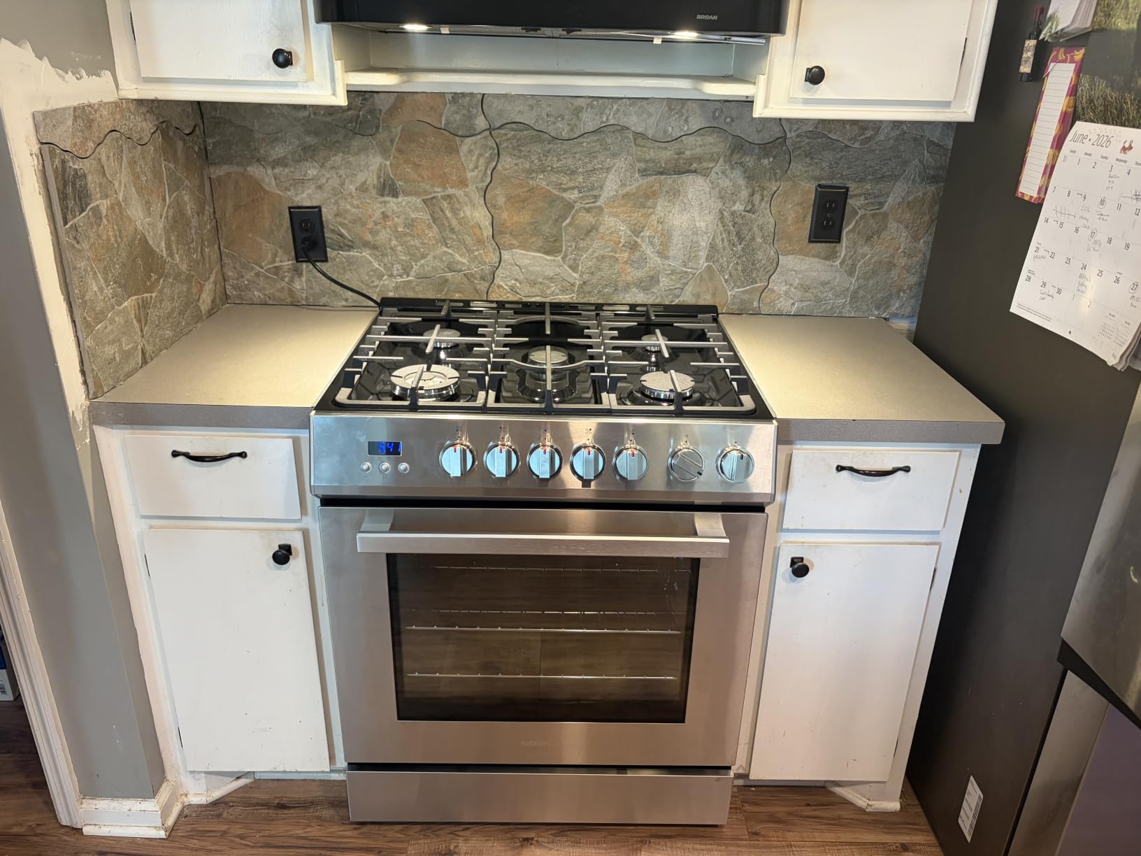 COSMO COS-305AGC 30 in. 5.0 cu. ft. Freestanding Single Oven Gas Range with 5 Burner Cooktop and Heavy Duty Cast Iron Grates in Stainless Steel customer photo 2