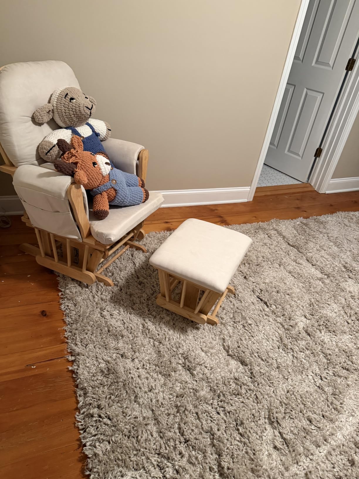 Storkcraft Premium Hoop Glider & Ottoman (Natural/Beige) - GREENGUARD Gold Certified Nursery Glider, Solid Wood Craftsmanship, Smooth-Gliding Nursery Chair and Ottoman, Award-Winning customer photo 1