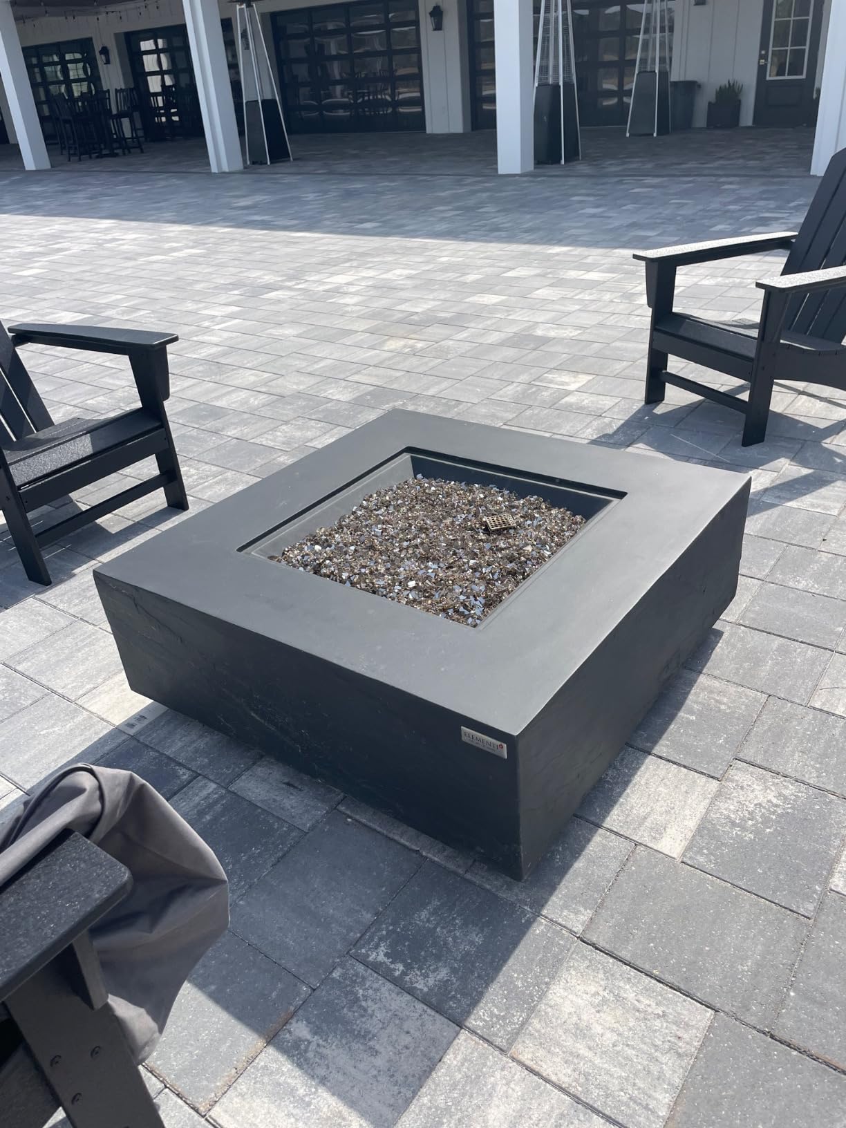 Elementi | Manhattan Gas Fire Pit Cast Concrete 36