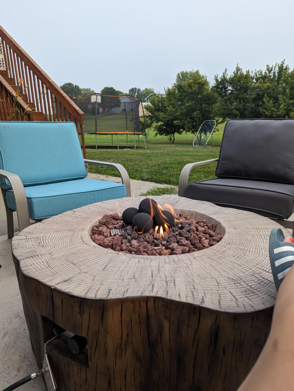 Elementi | Manhattan Gas Fire Pit Cast Concrete 36