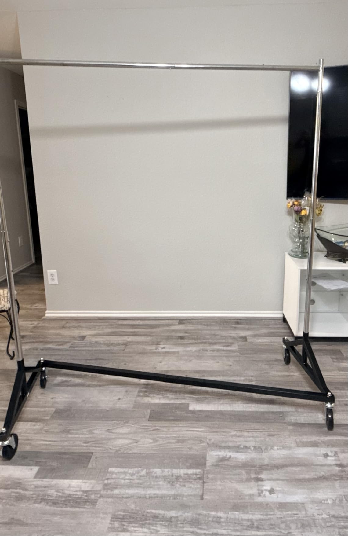 HOKEEPER Commercial Z Base Garment Rack Hold 500LBS Heavy Duty Clothing Rack Adjustable Rolling Clothes Rack for Hanging Clothes Racks on Wheels Portable Z Rack, Chrome Finish customer photo 2