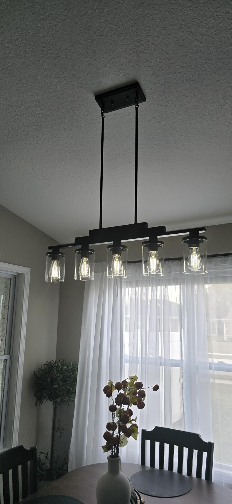 Dining Room Light Fixture/Chandelier Over Table, 5-Light Kitchen Island Lighting Hanging for Farmhouse Linear Chandeliers Matte Black Rustic Wood Ceiling Pendant Light Fixtures with Clear Glass Shade customer photo 1