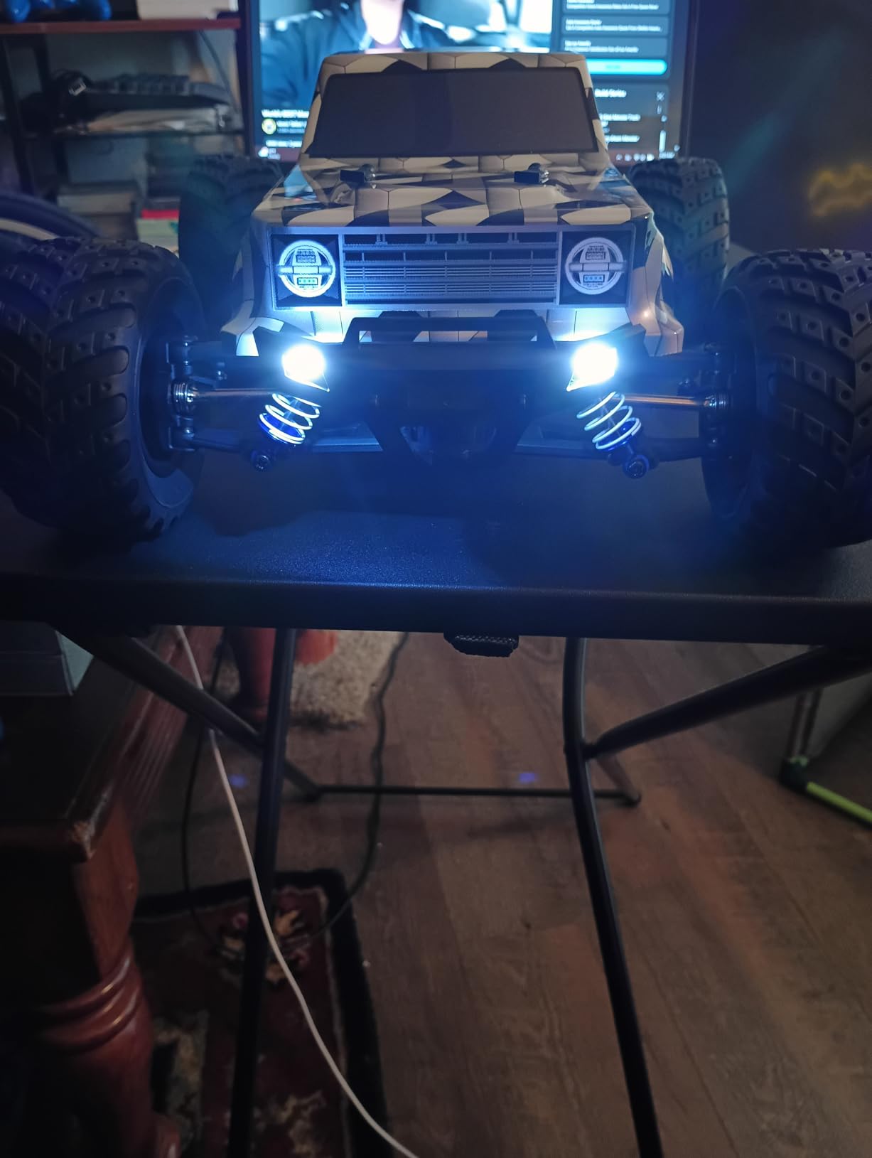 HAIBOXING 903A, 1/12 Scale Brushless RC Cars, 4X4 Off-Road RC Monster Truck | Full-Aluminum Oil-Filled Shocks, Fast Remote Control Car MAX 55KM/H Speed, All-Terrain for Hobby Enthusiast, Dual Batteries customer photo 2