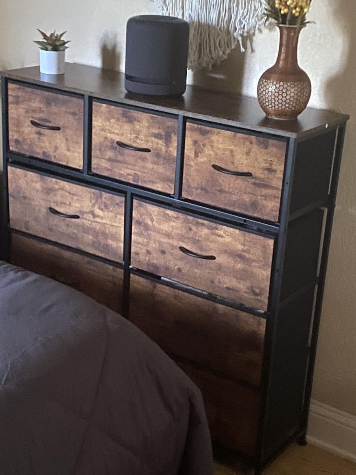 WLIVE Tall Dresser for Bedroom, 9 Drawer Chest of Drawers, White with 9 Roomy Fabric Drawers, Sturdy Steel Frame, Smooth Wood Tabletop customer photo 2