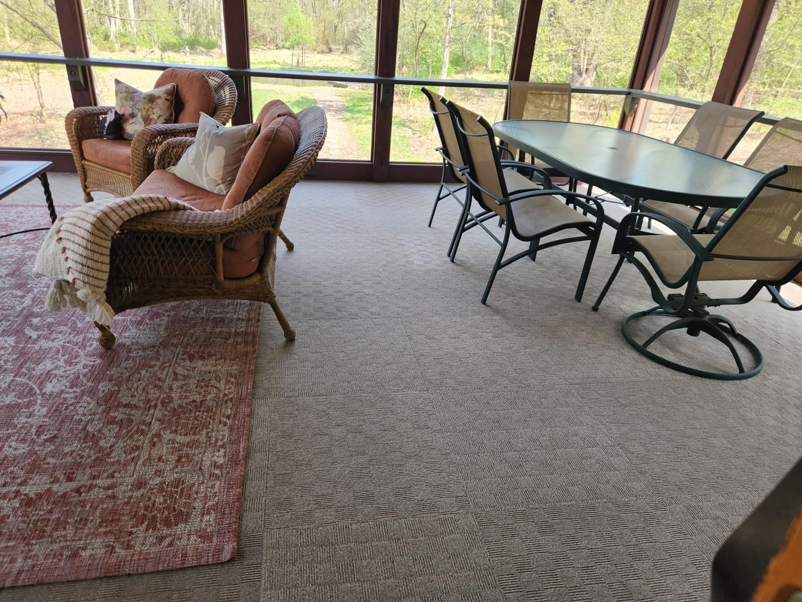 Mohawk Home 24x24 Indoor/Outdoor 0.25 Inch Pile Height, Peel and Stick Carpet Tile, Grey Polyester, (15 Tiles) (60 sqft/Box) customer photo 2