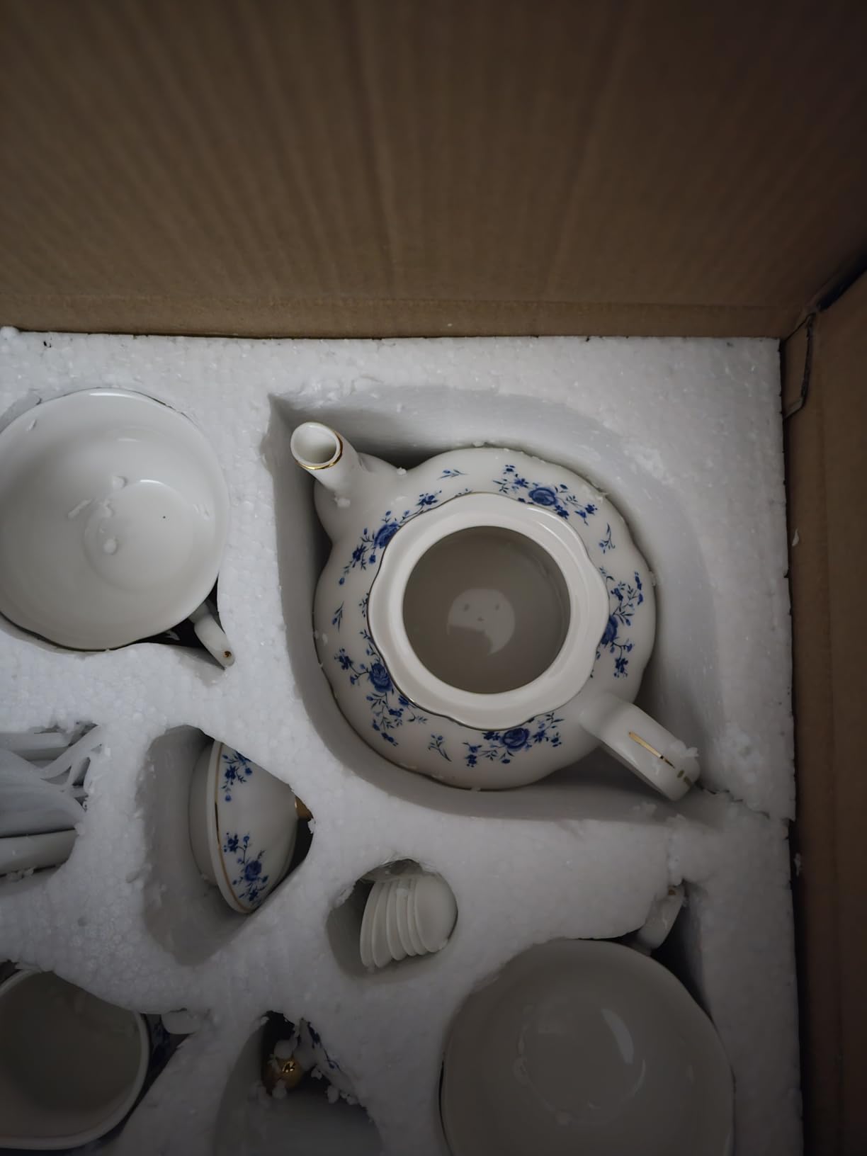 fanquare 15 Piece British Blue Rose Porcelain Tea Set | Floral Teapot with Tea Cups, Women Tea Party Set for 6 customer photo 2