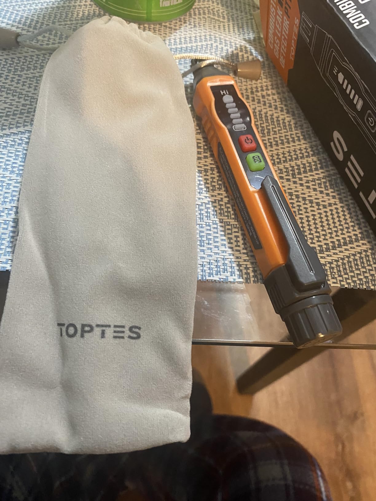 Natural Gas Detector, TopTes PT177 Gas Leak Detector with Audible & Visual Alarm, Portable Gas Sniffer to Locate Combustible Leak Sources Like Methane, Propane for Home (Includes Battery x2) - Orange customer photo 2