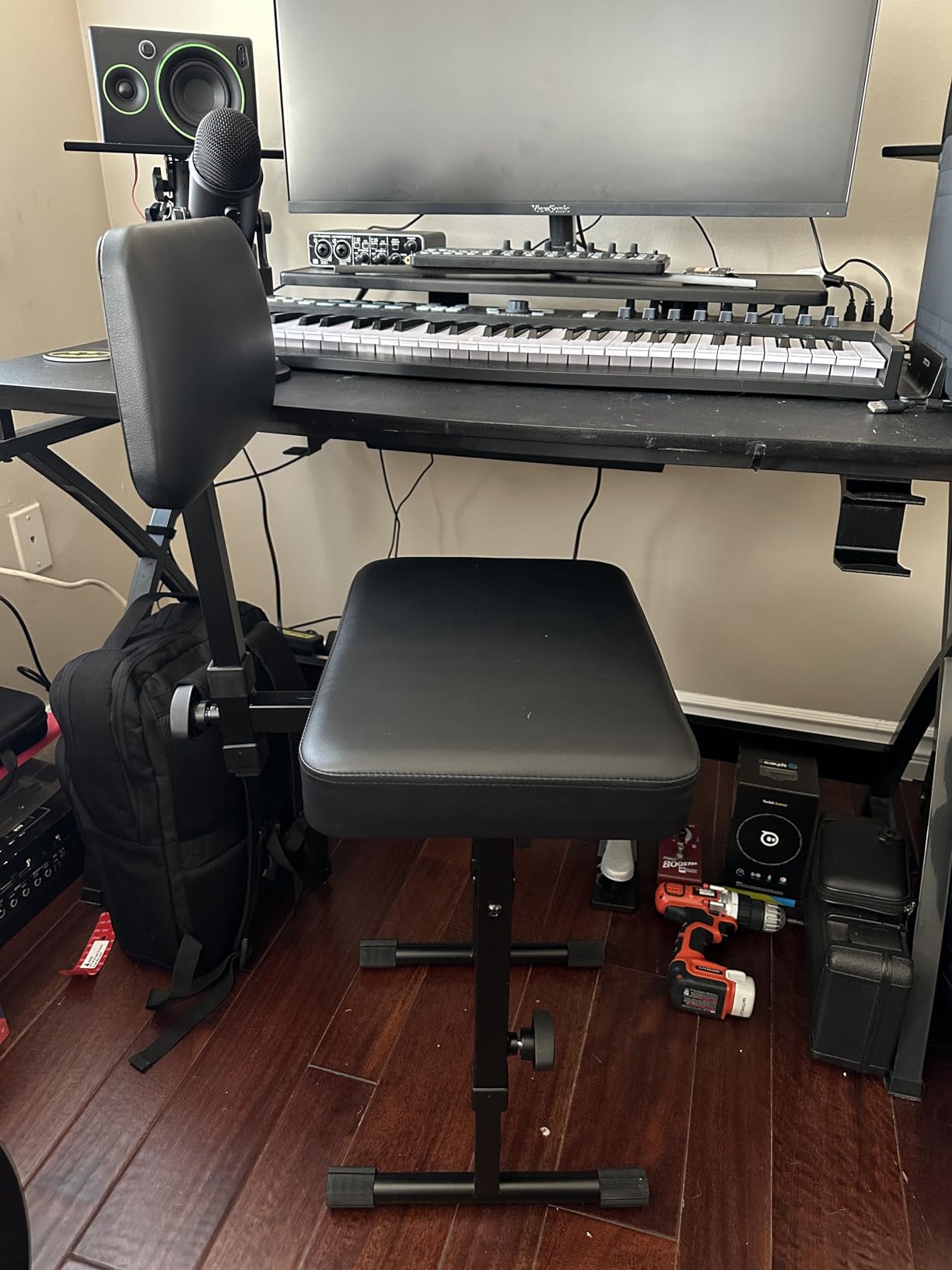 Liquid Stands Piano Bench Adjustable Stool - Music Keyboard Bench with Backrest Seat for Piano Keyboard Stand with Black Padded Cushion for Musicians Piano Stool Chair customer photo 1