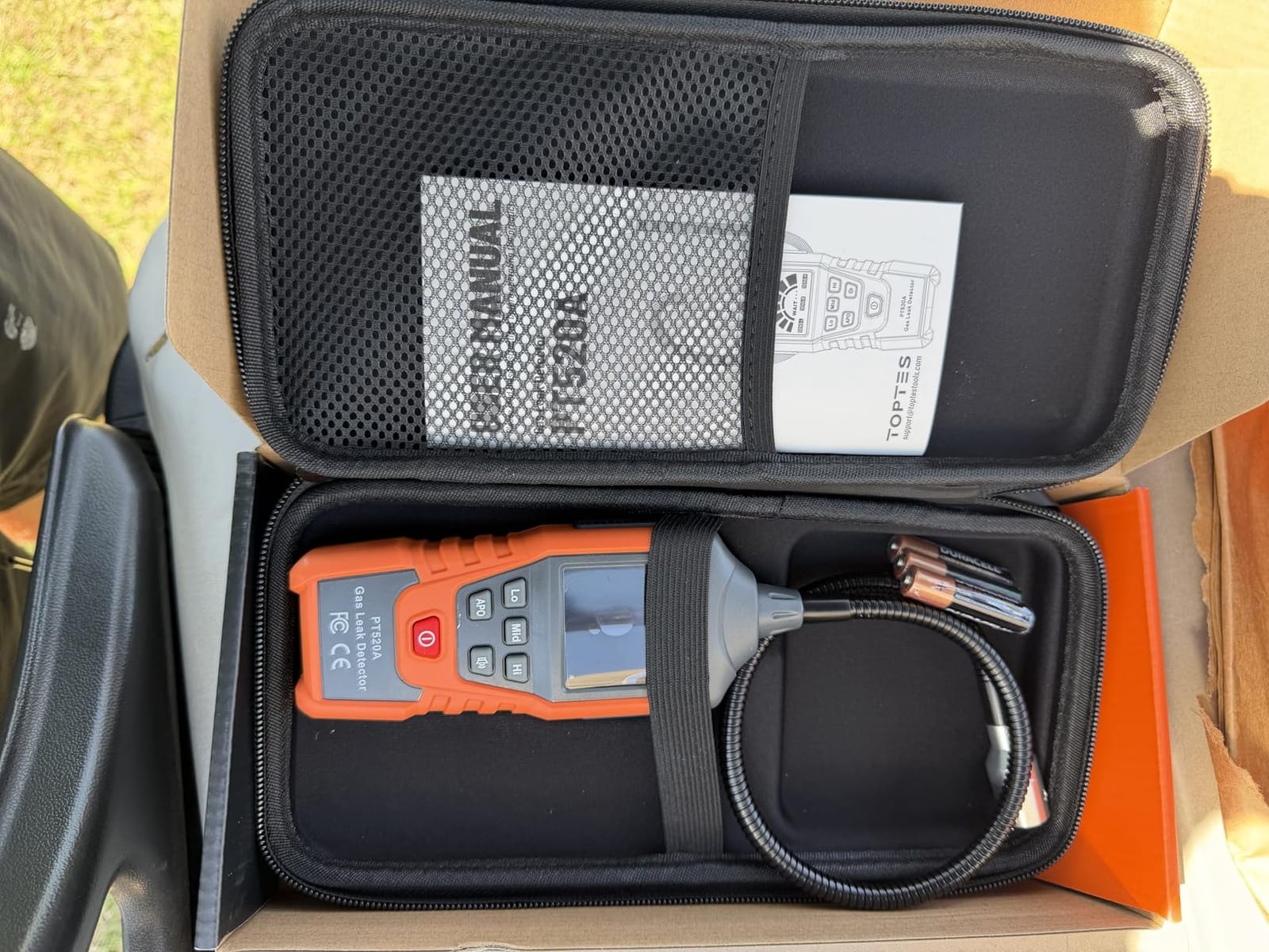 PT520A Natural Gas Detector, Gas Leak Detector with 17-Inch Gooseneck, Locating The Source Like Propane, Methane, and Butane for Home and RV (Includes Battery x3) - Orange customer photo 2