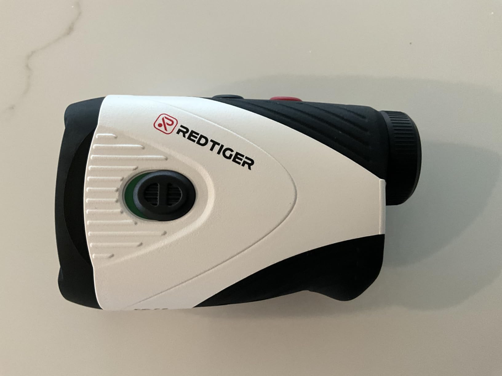 REDTIGER Golf Rangefinder with Slope Switch, 1200 Yards Range Finder Golfing, 7X Magnification, Flag Pole Locking Vibration, Rechargeable Range Finders with Magnet Stripe, GolfVue Series 1 customer photo 1