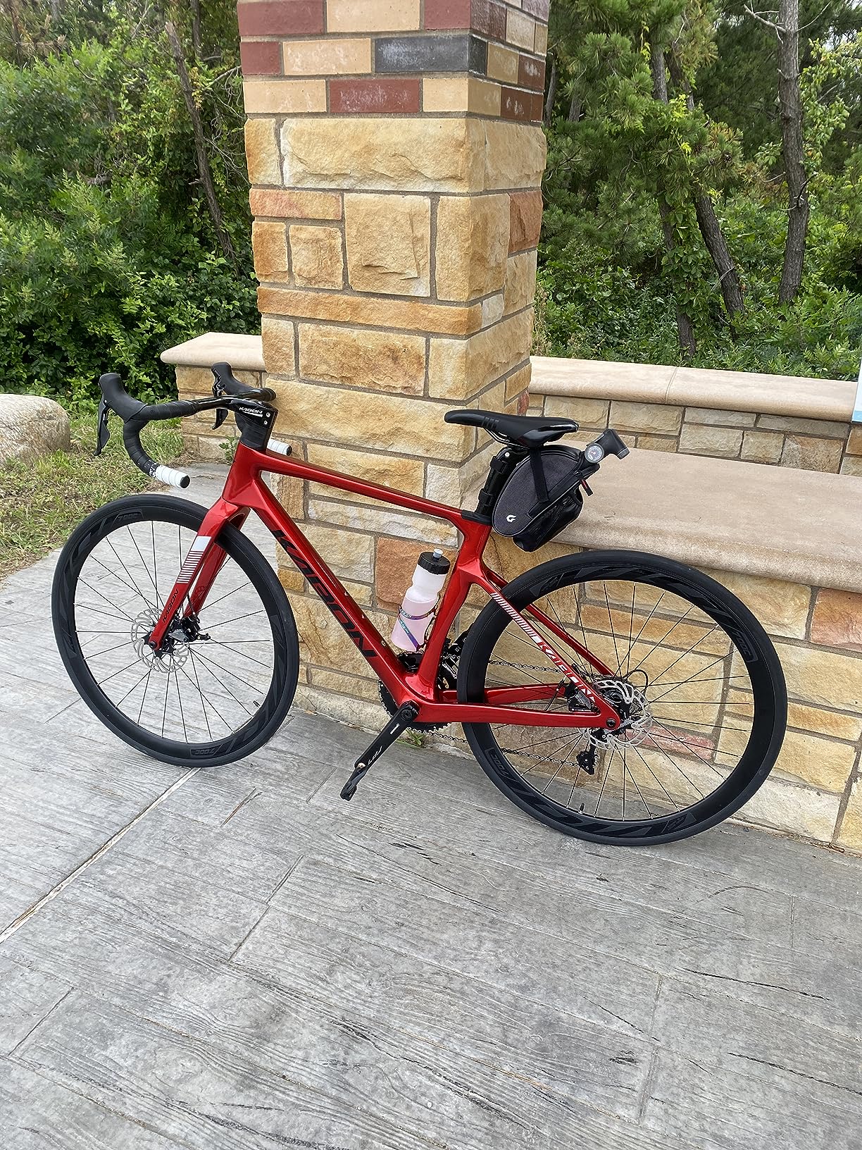 Carbon Road Bike, 700C Carbon Fiber Frame Road Bike with 105 R7000 22 Speed Disc Brake Racing Bicycle for Men and Women customer photo 1