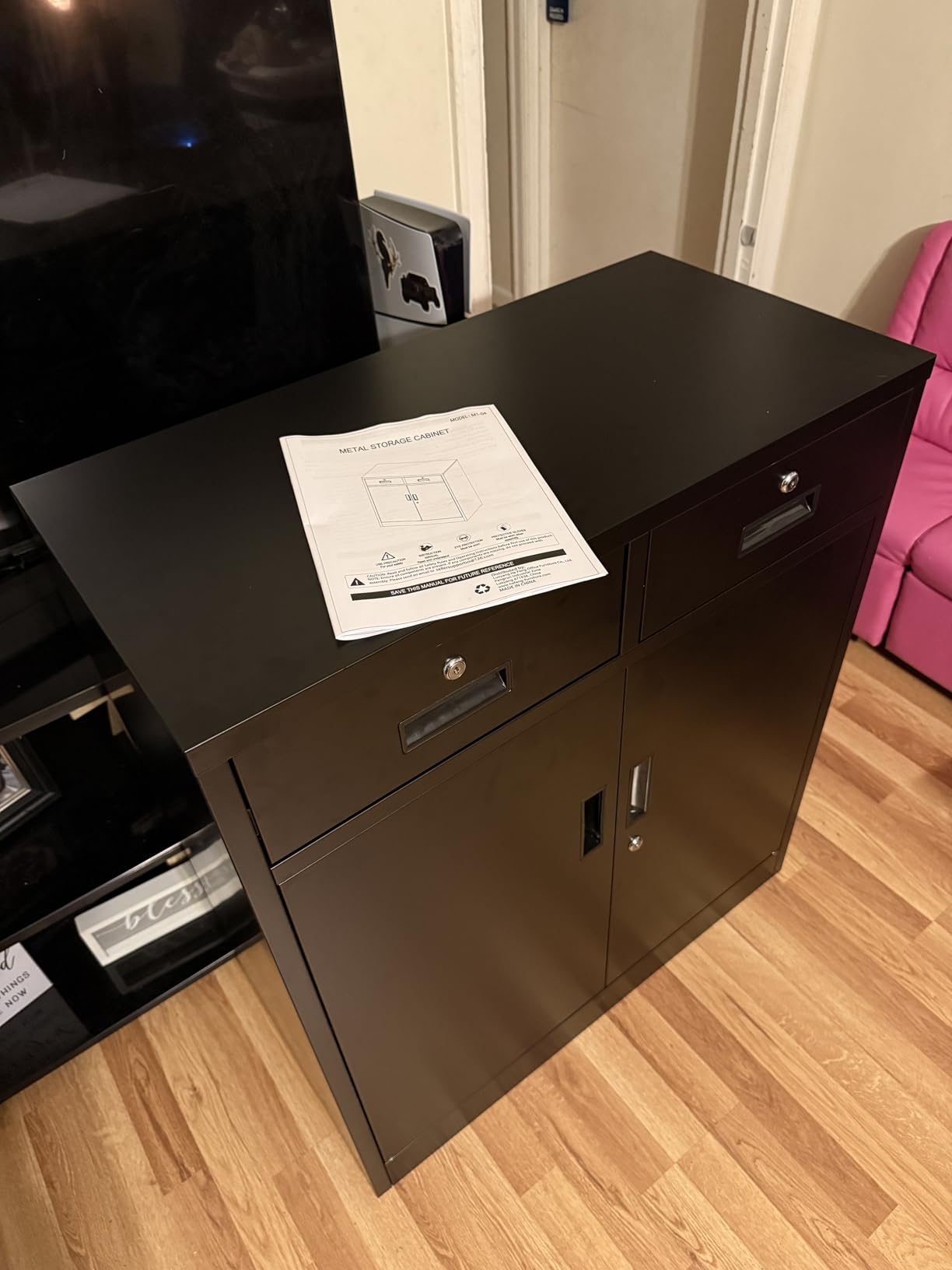 Wanfu Metal Storage Cabinet, 36