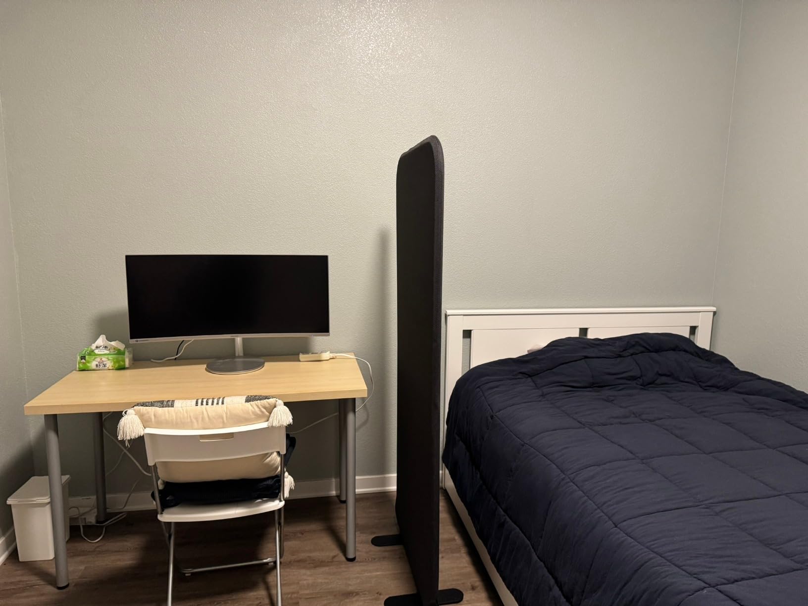 DECOLAB Standing Room Dividers, Portable Panel Wall 29x65 inch, Steel | Privacy Partition. For Classroom, Cubicle Office, Studio, Home, Medical. Scratch Resistance. customer photo 2