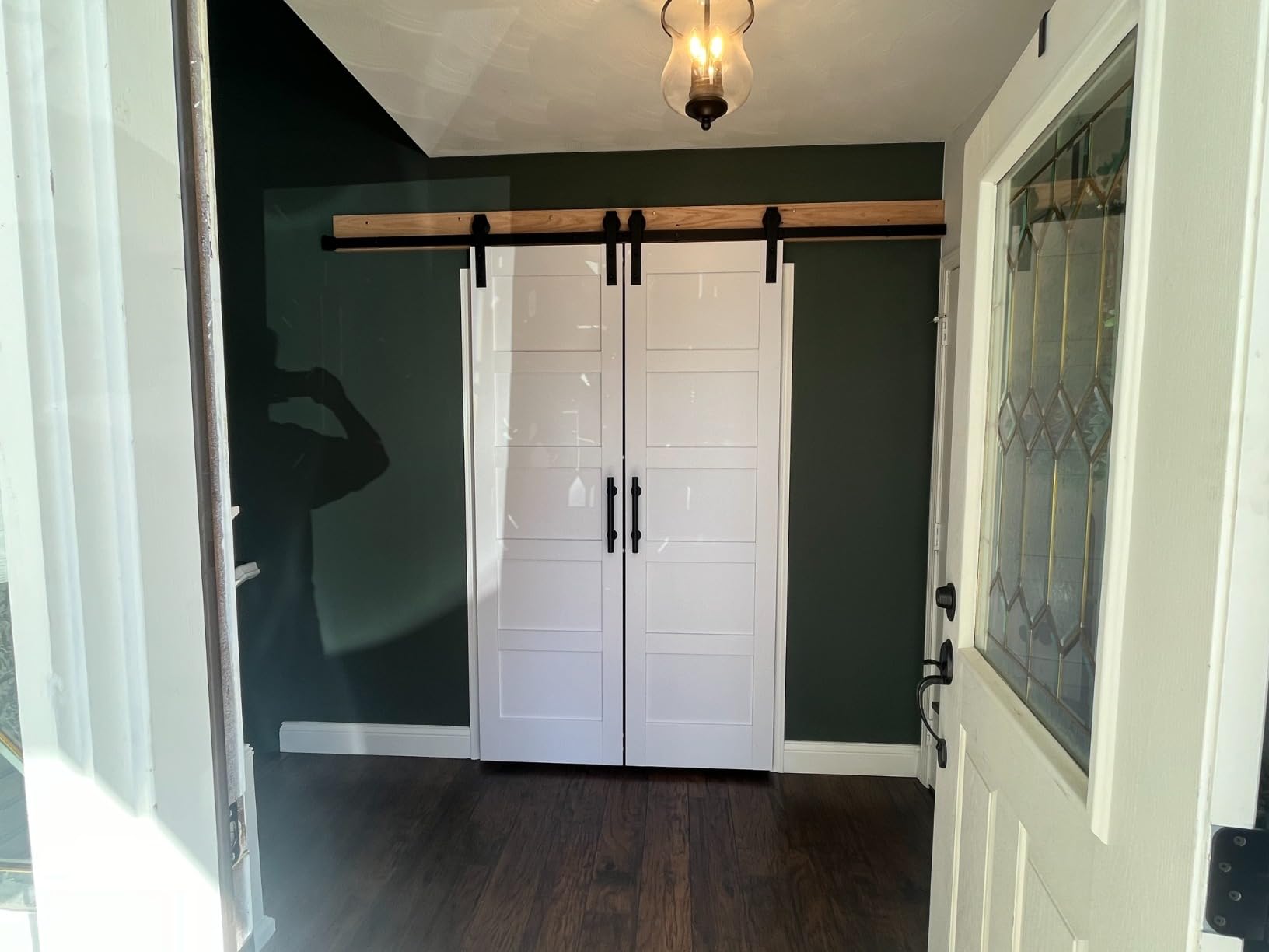 Fredbeck 32x84 inch White Barn Door with 5.5FT Sliding Door Hardware Kit Included & Handle,Solid,MDF,PVC Surface,DIY Assembly,5-Panel,Fit 29in-30in Opening customer photo 1