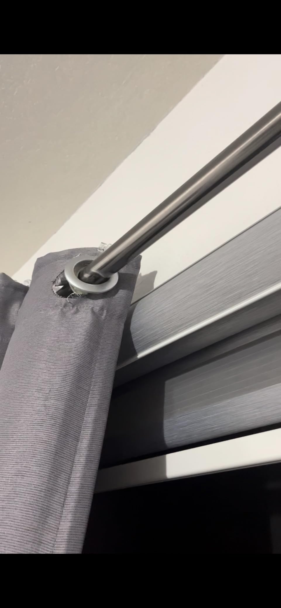 SwitchBot Automatic Curtain Opener - Bluetooth Remote Control Smart Curtain with App/Timer, Add Hub to Work with Alexa, Google Home, HomeKit customer photo 1