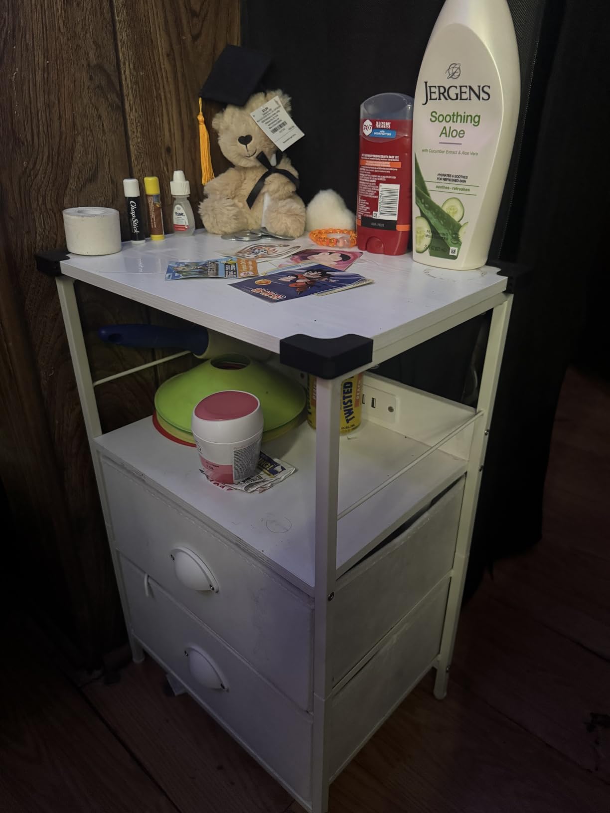 Furologee End Table with Charging Station, Nightstand with Fabric Drawers, Side Tables with USB Ports & Outlets, Night Stand with Storage Shelf & Hooks, for Living Room/Bedroom, White customer photo 2