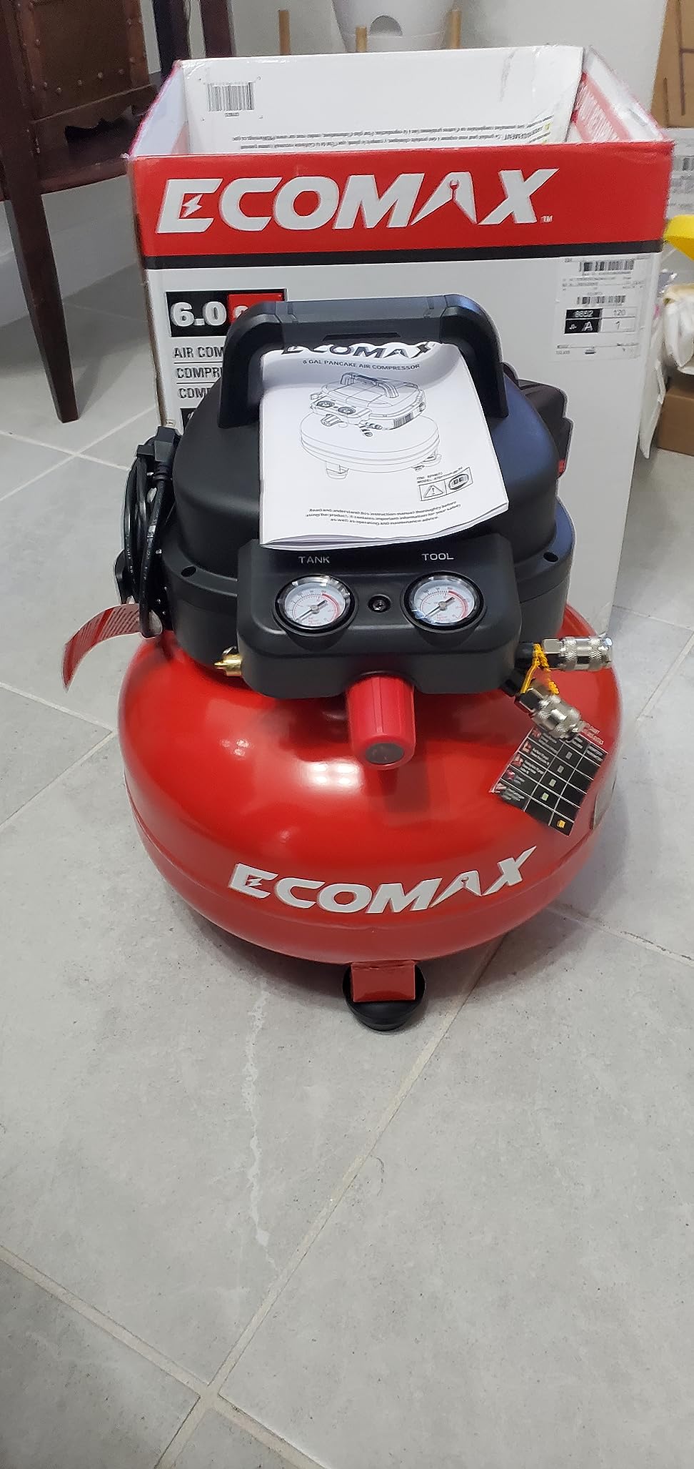 ECOMAX Pancake Air Compressor MAX 150 PSI, 2.6 CFM @90 PSI, Oil-Free | 3.6 CFM @40 PSI, Dual Quick Couplers, 1.5HP Portable Compressor for Car, Home and Jobsite customer photo 1