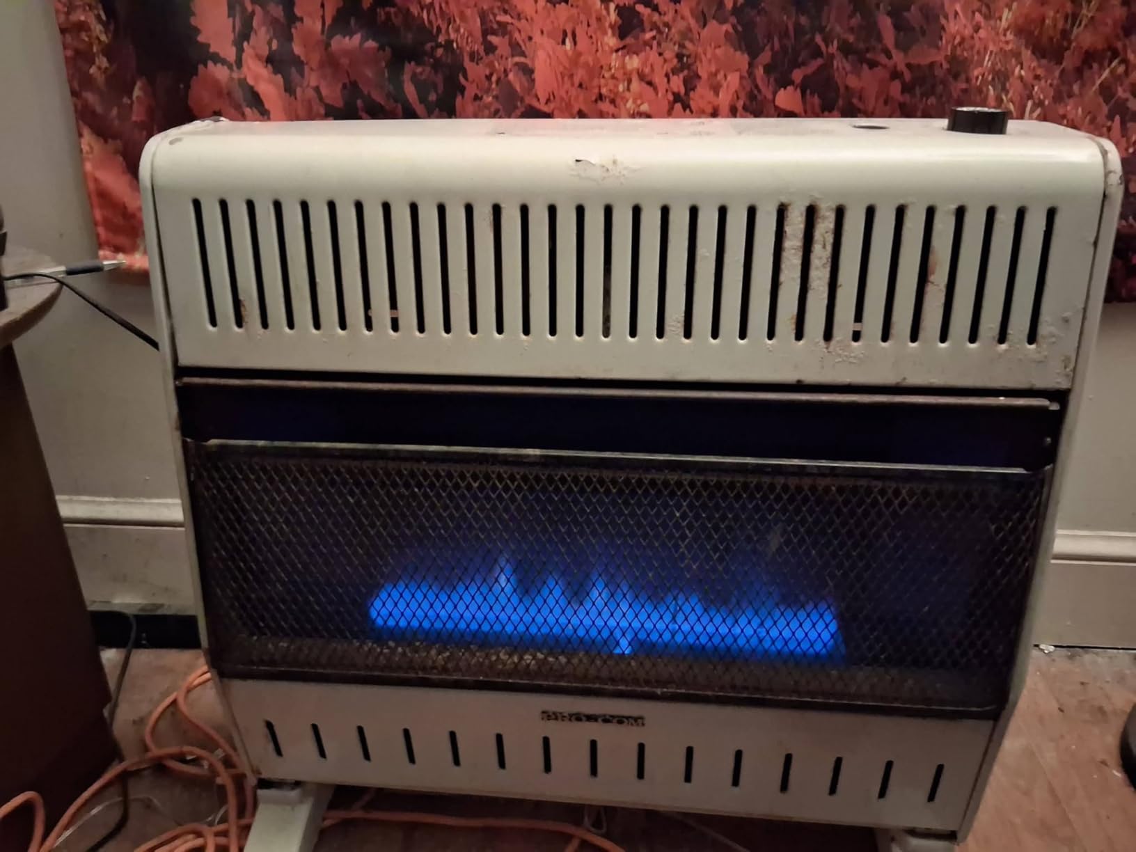 ProCom Heating Natural Gas Ventless Infrared Plaque Heater With Base Feet - 30,000 BTU, T-Stat Control - Model# MN300TPA-B customer photo 2