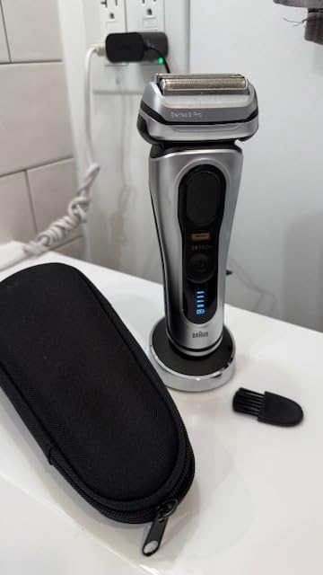 Braun Series 9 PRO+ Electric Razor for Men, 5 Pro Shave Elements & Precision Long Hair Trimmer, 6in1 SmartCare Center, Wet & Dry Electric Shaver for Smooth Skin with 60min Battery Runtime, 9517s customer photo 2