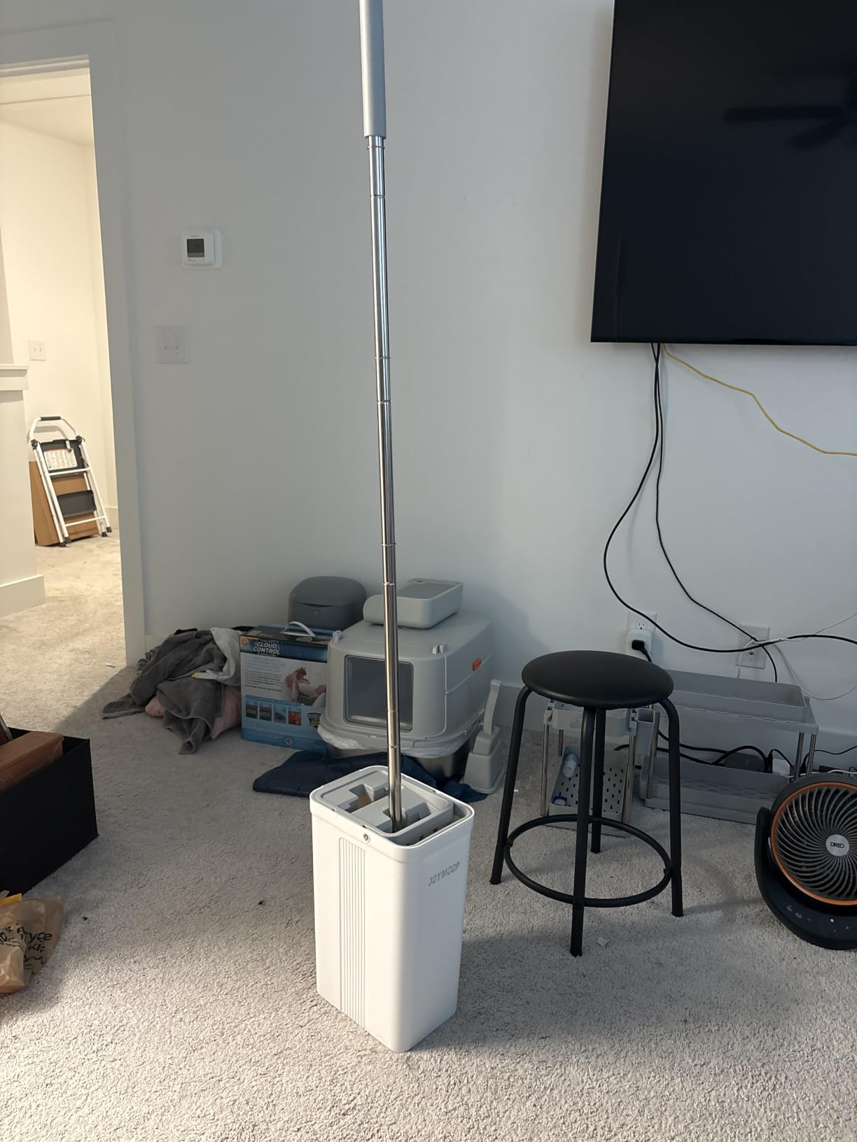 JOYMOOP Flat Mop System, Microfiber Mop and Bucket Set customer photo 1