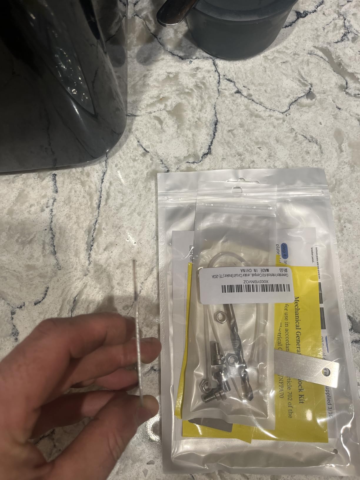 Generator Interlock Kit Compatible with Siemens,ITE,Gould Murray | and Thomas and Betts 150 or 200 amp Panels,1 1/4 Inch Spacing Between Main Circuit Breaker and Generator Circuit Breaker customer photo 2