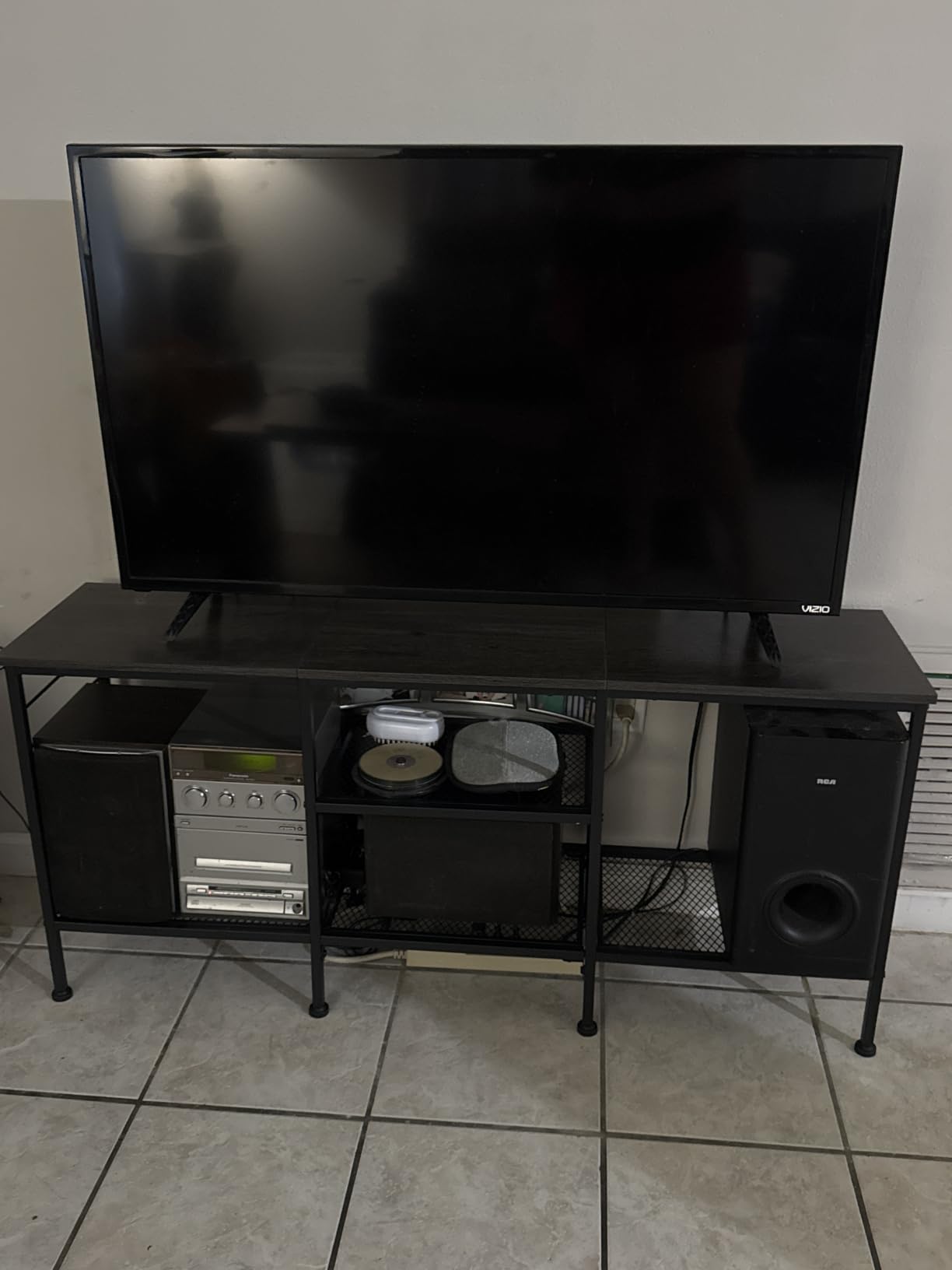 Furologee TV Stand for TVs up to 55 Inch, Entertainment Center with Open Storage Shelves, Media Console Table with Soundbar Shelf, Rustic Brown customer photo 2