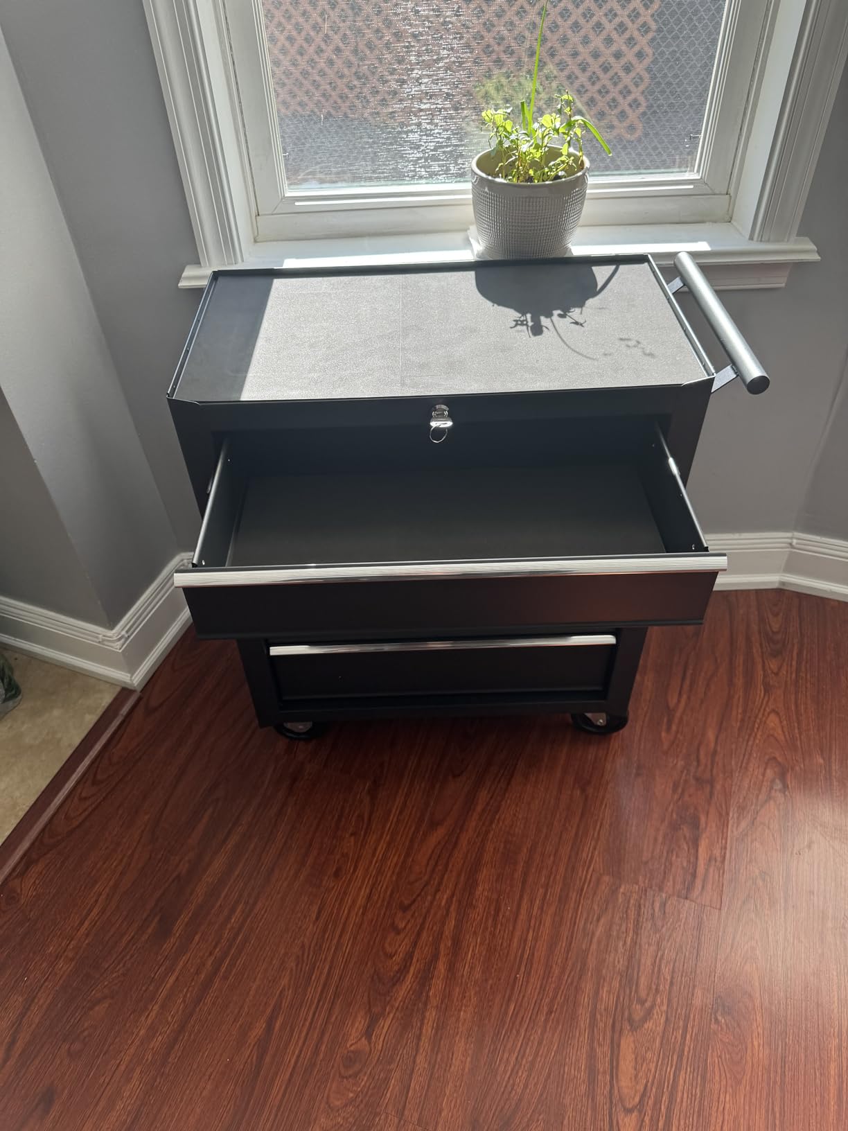 Winado 4 Drawer Rolling Tool Cabinet, Lockable Steel Tool Chest, Black customer photo 1