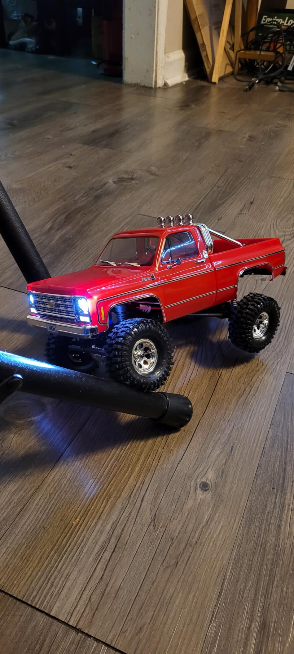 TRAXXAS TRX-4M Scale and Trail Crawler with 1979 Chevrolet K10 Truck Body: 1/18-Scale 4WD Electric Truck with TQ 2.4GHz Radio System customer photo 1