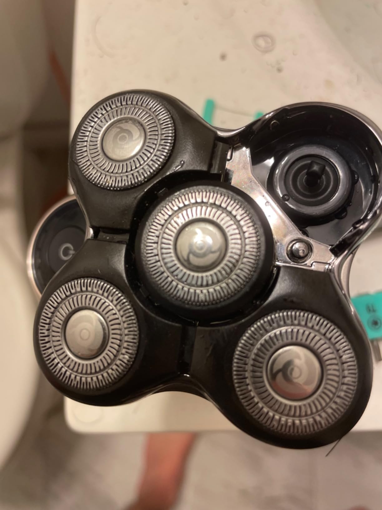 Remington Balder Boss Rotary Shaver, Wet and Dry, Cordless Rechargeable, Japanese Steel Blades, Precision Dual Track Heads customer photo 2
