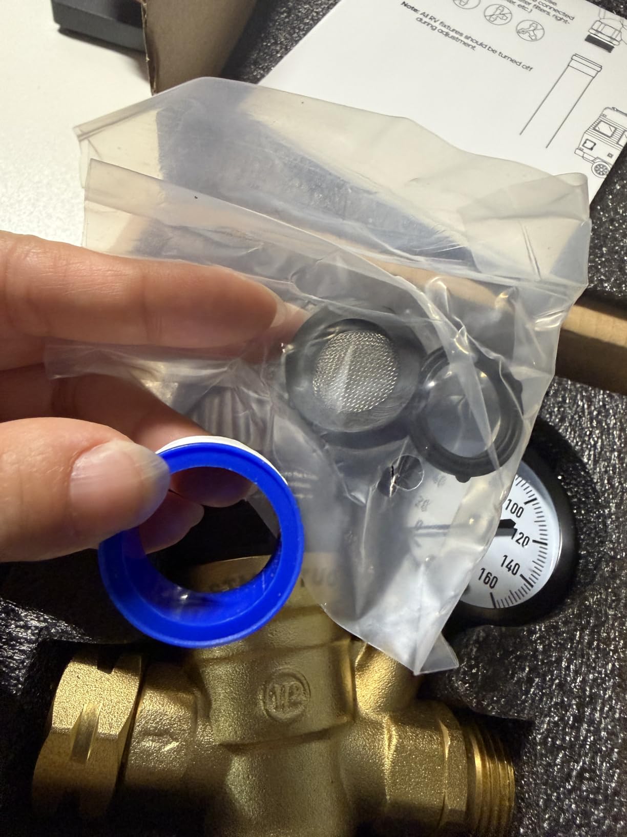 STMOUTUO RV Water Pressure Regulator Valve for Camper. Lead-Free Brass. | Complies with NSF 372 standards Lead-Free Brass, Reducer with Adjustable Gauge, Fits Travel Trailer, Motorhome, Caravan. customer photo 2