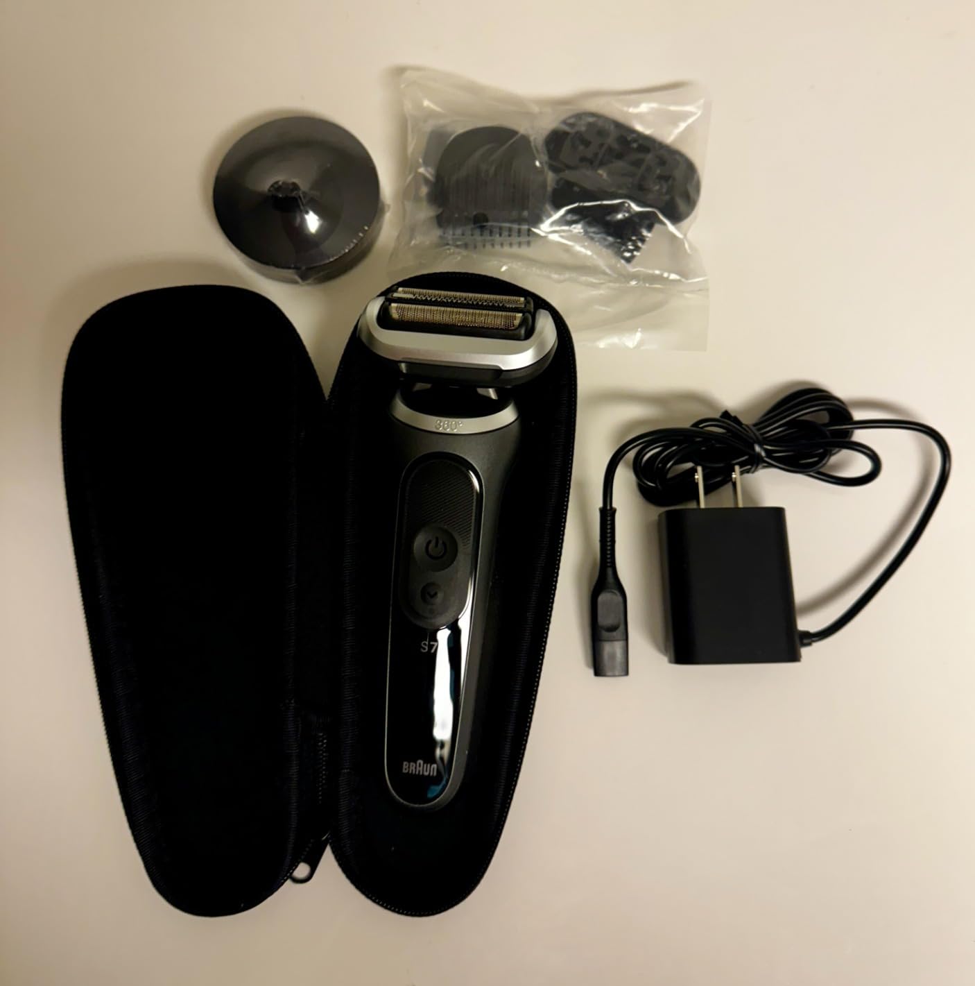 Braun Series 7 Electric Shaver for Men, Wet & Dry Foil Razor, Precision Trimmer Attachment, Charging Stand, Travel Case, Space Grey 7127cs customer photo 1