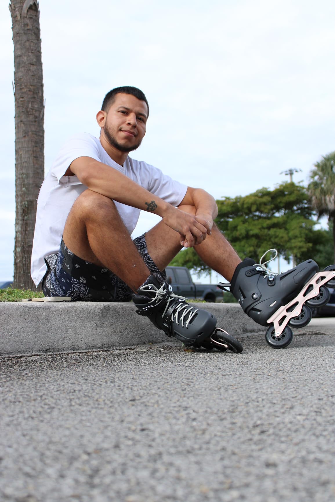 Rollerblade Lightning 90 Men's Urban Inline Skate, Anthracite and Taupe customer photo 1