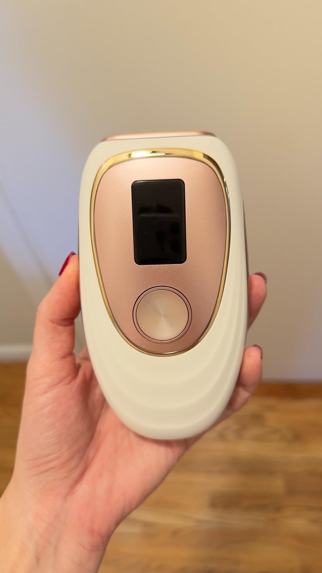 LYSMOSKI Laser Hair Removal, IPL Hair Removal with Ice-Cooling System for Painless & Long-Lasting Result, Safe At-Home Hair Remover Device for Armpits Back Legs Arms Face Bikini Line, Rose Gold customer photo 1