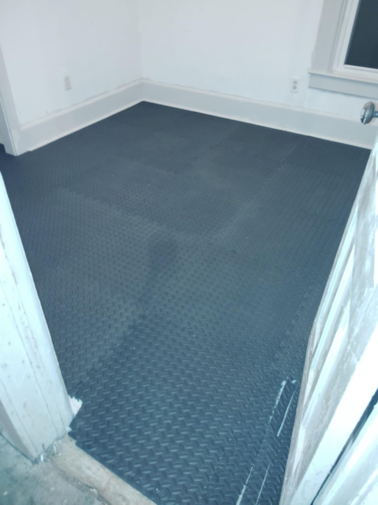12 Pack, 48 SQFT - 24