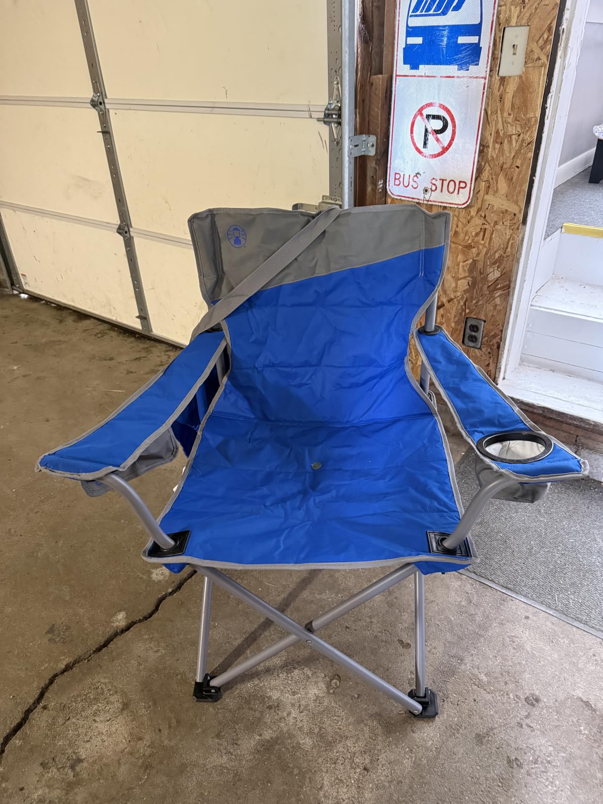 Coleman Big-N-Tall Camping Chair with Cup Holder & Side Pocket, Water-Resistant XL Outdoor Seat Supports up to 600 lbs, Great for Camping, Tailgating, Firepits, Patio, & More customer photo 2