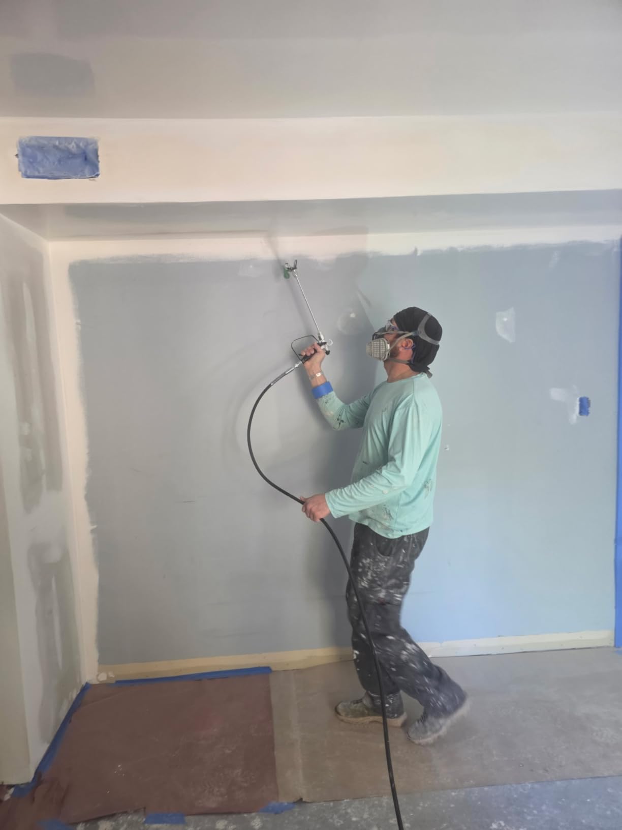 VEVOR 750W Stand Airless Paint Sprayer,3000PSI High Efficiency Electric customer photo 1