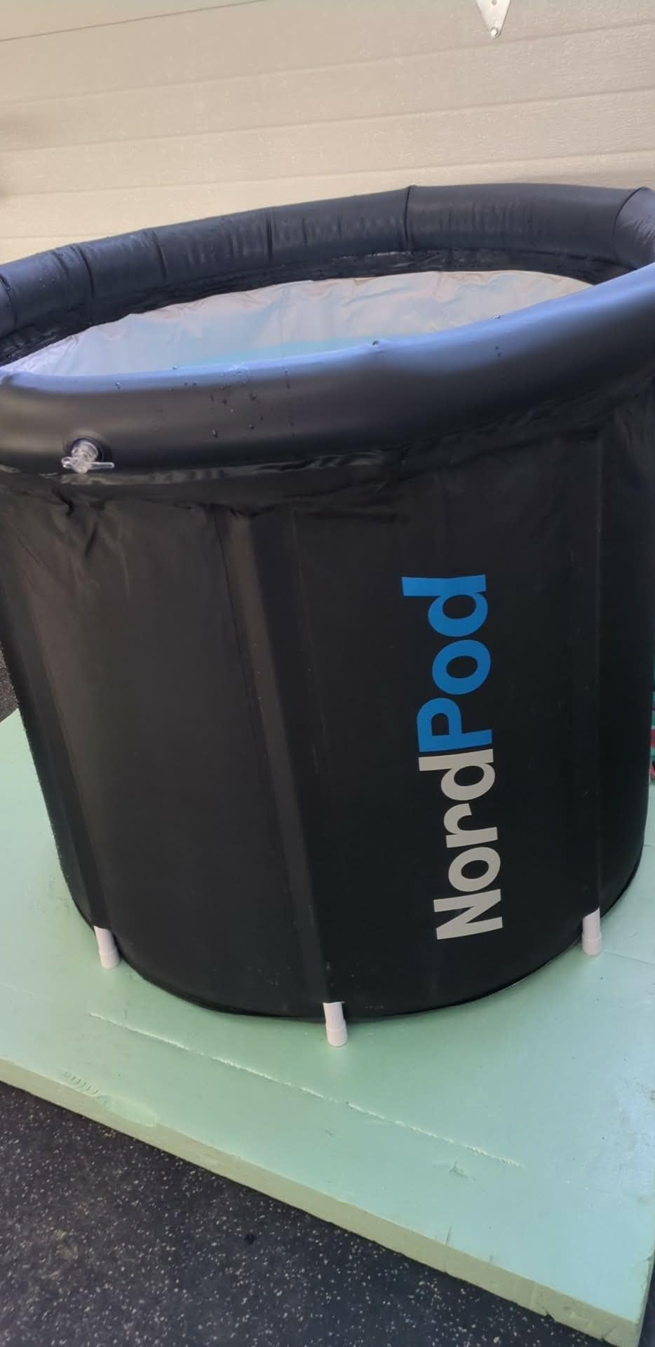 Lifepro NordPod Ice Bath Tub Portable Cold Plunge Water Therapy Pool | Thermal insulated indoor or outdoor recovery tub for athletes includes an all-weather lid, 8 legs, pump, and storage bag customer photo 1